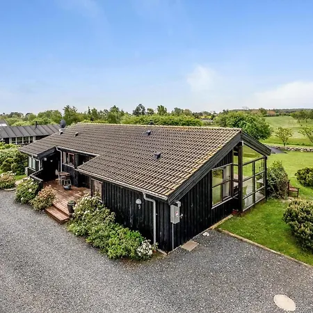 3 Bedroom Nice Home In Humble Holiday home
